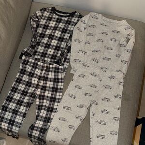 Petit Lem Black Plaid and Gray Car Print Pajama Set